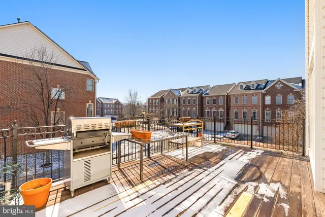 $4,000 | 43789 Water Bay Terrace, Leesburg, VA 20176