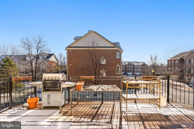 $4,000 | 43789 Water Bay Terrace, Leesburg, VA 20176