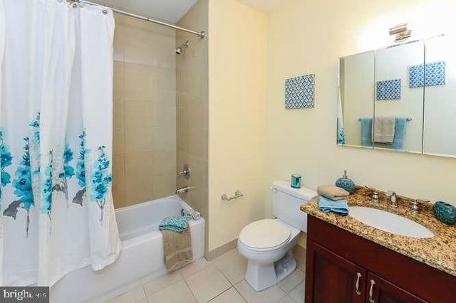 $415,000 | 1600 Arch Street, Unit 1214, Philadelphia, PA 19103