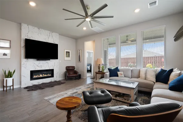 $500,000 | 1112 Bluewood Bend, Leander, TX 78641