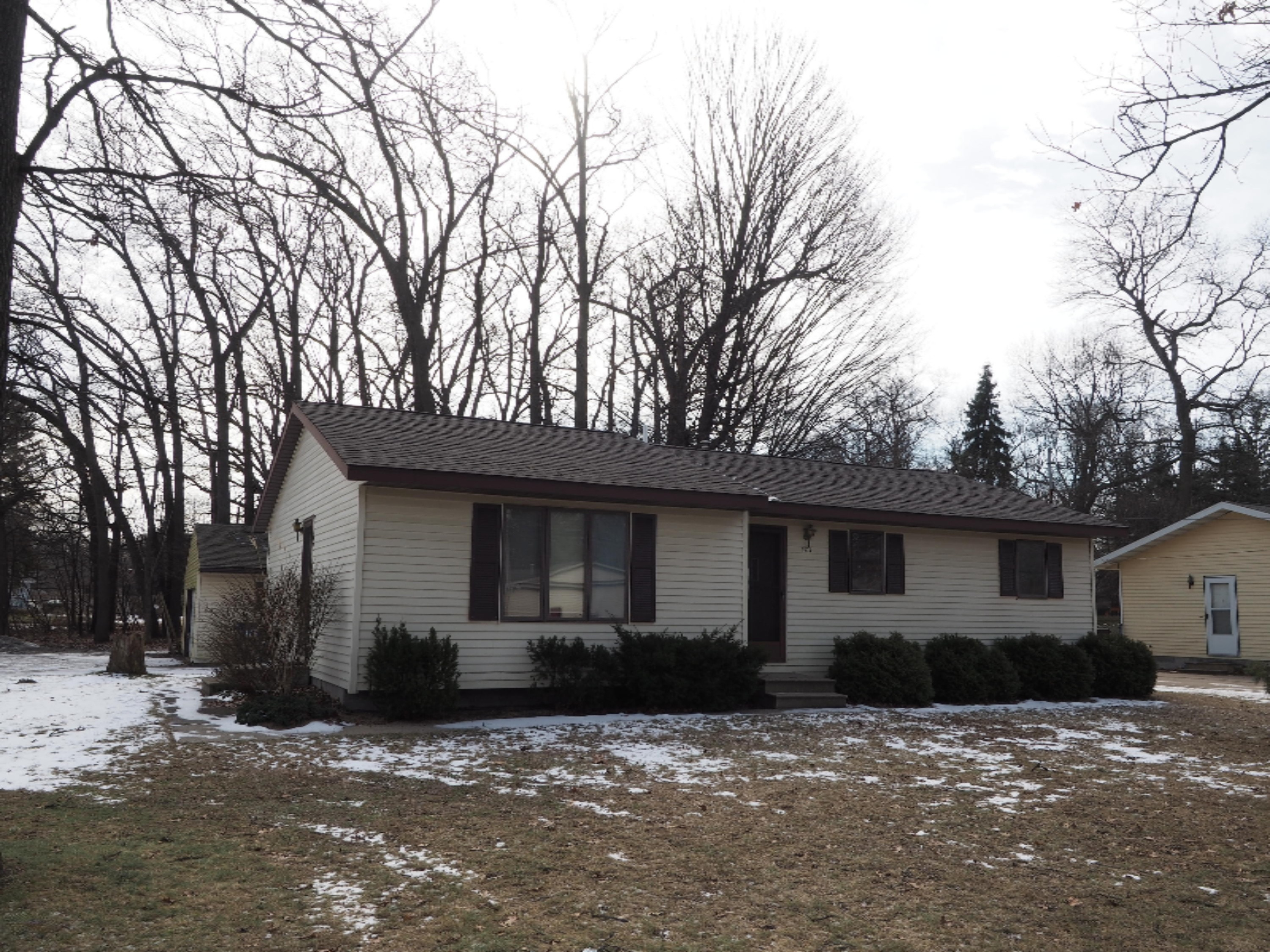 1574 Holton Road Muskegon, MI 49445 - Photo 1 of 11 P1010012