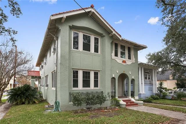 $2,300 | 301 City Park Avenue, New Orleans, LA 70119