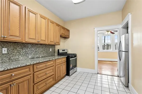 $2,100 | 301 City Park Avenue, New Orleans, LA 70119