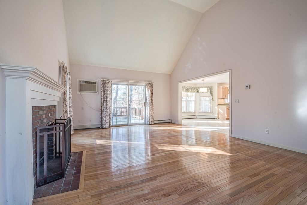 261 MacArthur Road Northbridge, MA 01534 - Photo 9 of 29 Gallery Image 9