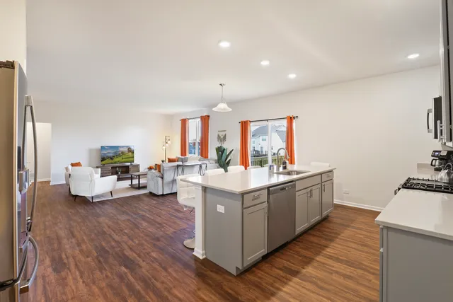 $4,100 | 2310 Truman Trail, McHenry, IL 60051