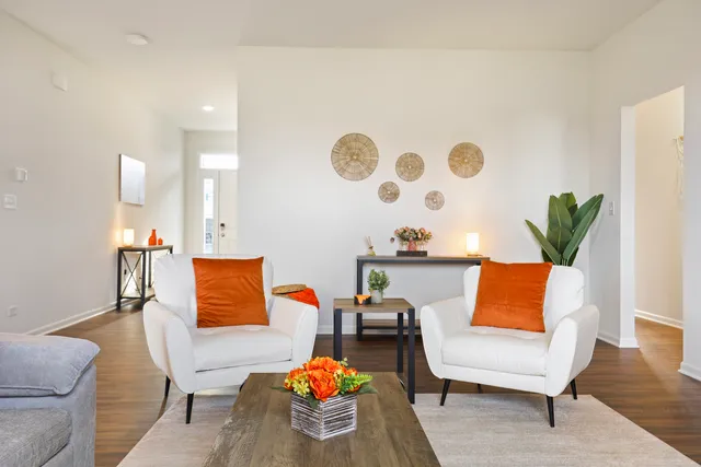 $3,900 | 2310 Truman Trail, McHenry, IL 60051