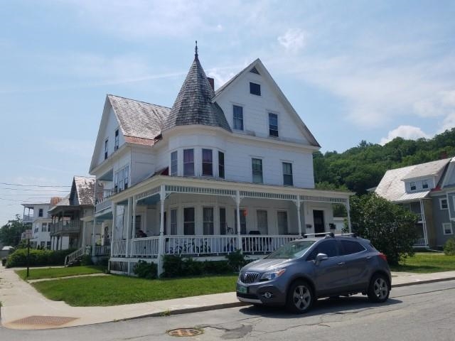 12 Tuttle Street Rockingham, VT 05101 - Photo 3 of 6
