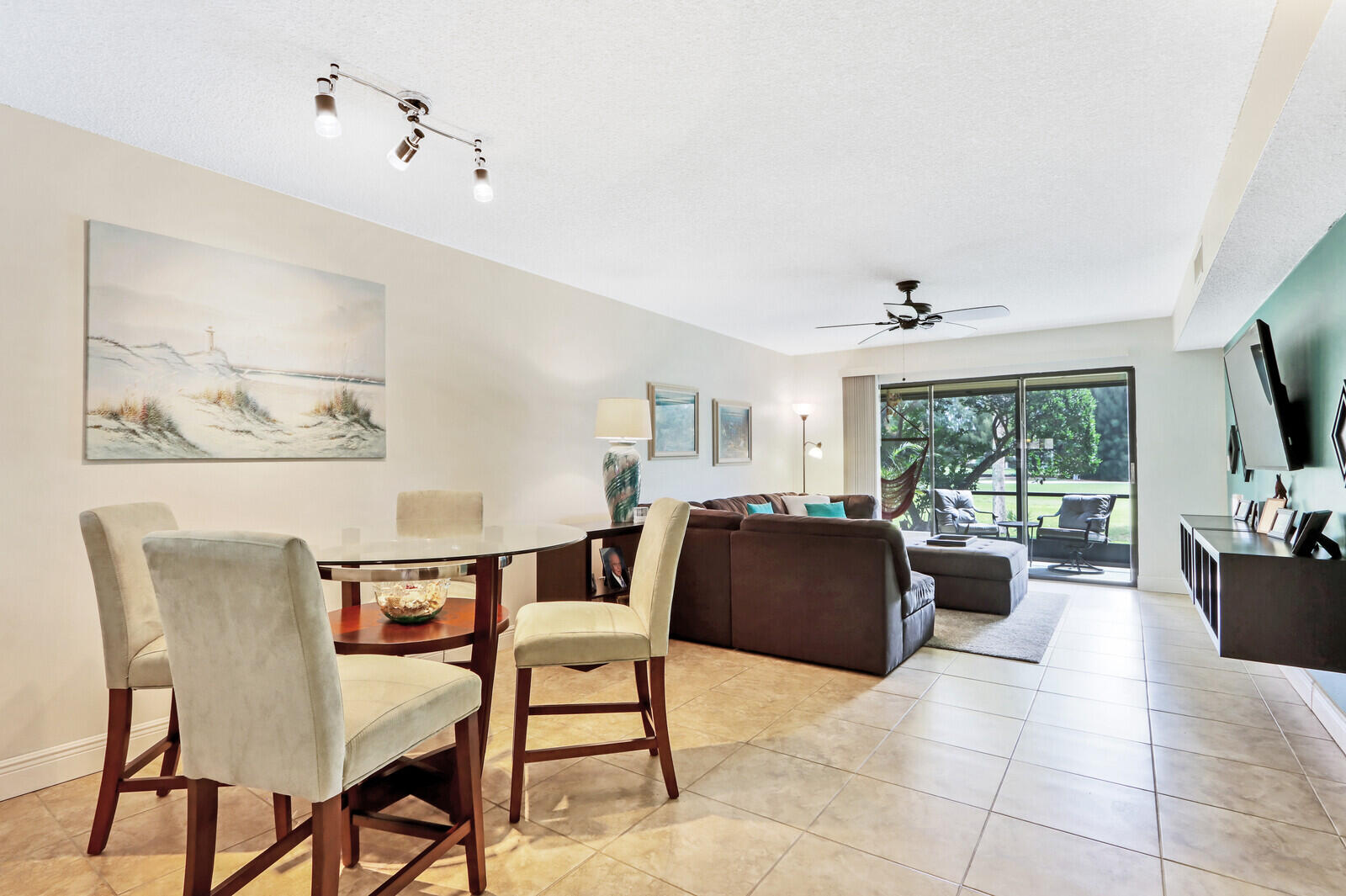 1121 Keystone Drive, Unit B Jupiter, FL 33458 - Photo 4 of 45 05_Image_5_mls