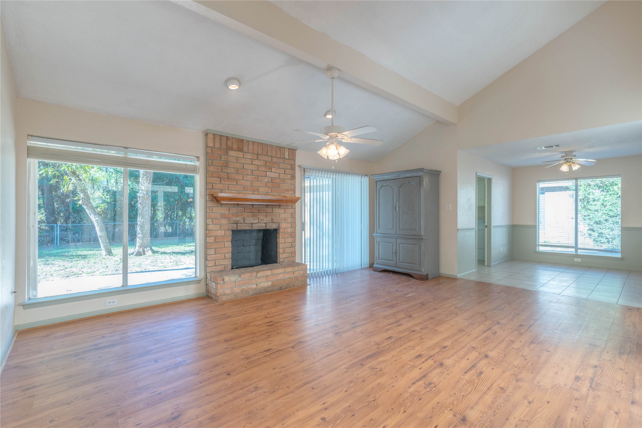 2009 Tickner Street Conroe, TX 77301 - Photo 5 of 26