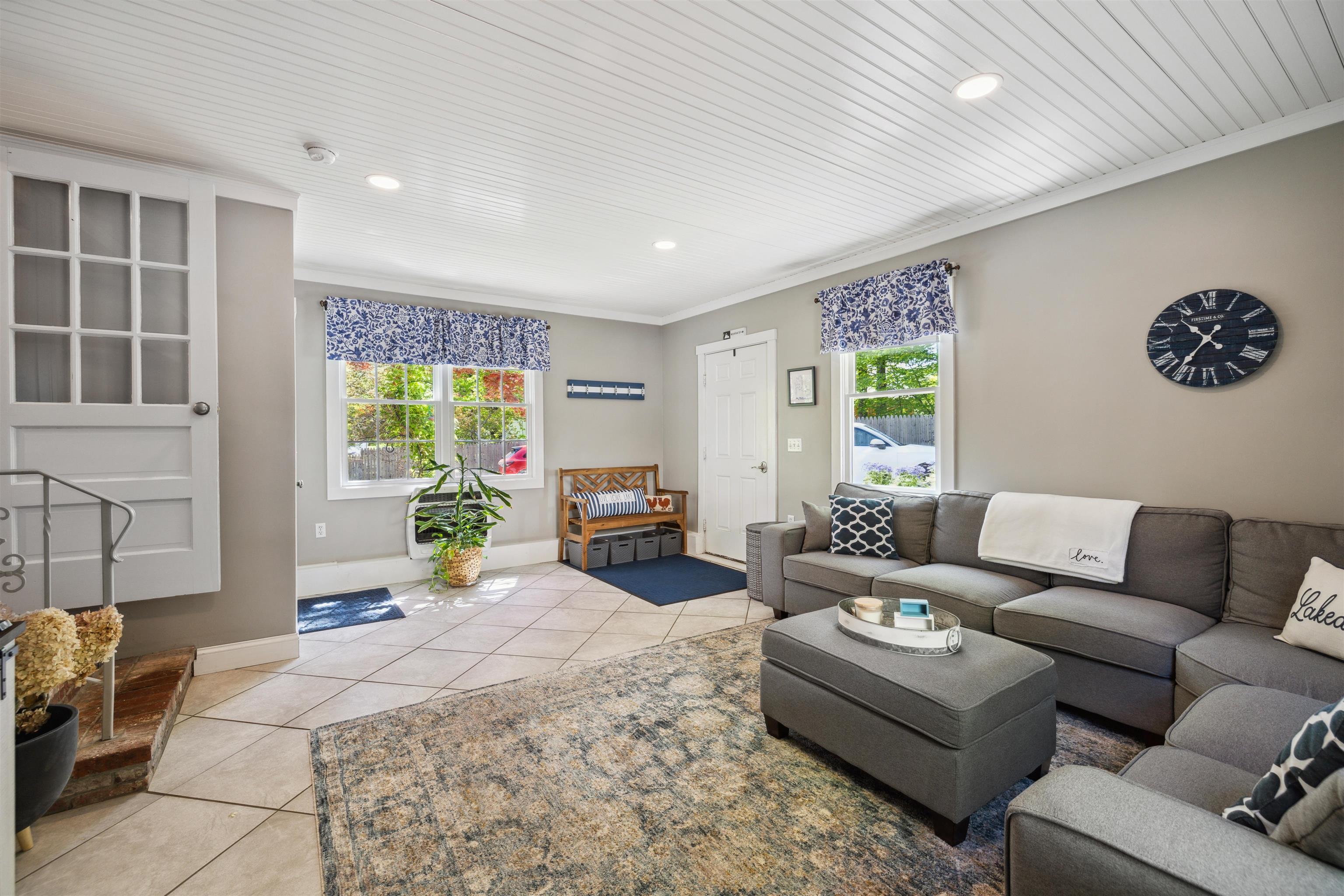 635 Cherry Valley Road Gilford, NH 03249 - Photo 5 of 31 Gallery Image 5