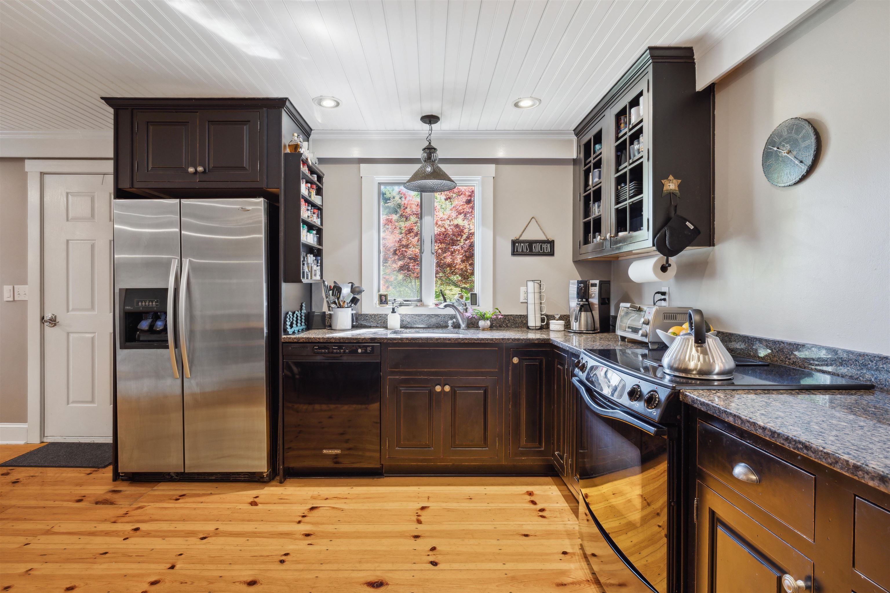 635 Cherry Valley Road Gilford, NH 03249 - Photo 7 of 31 Gallery Image 7