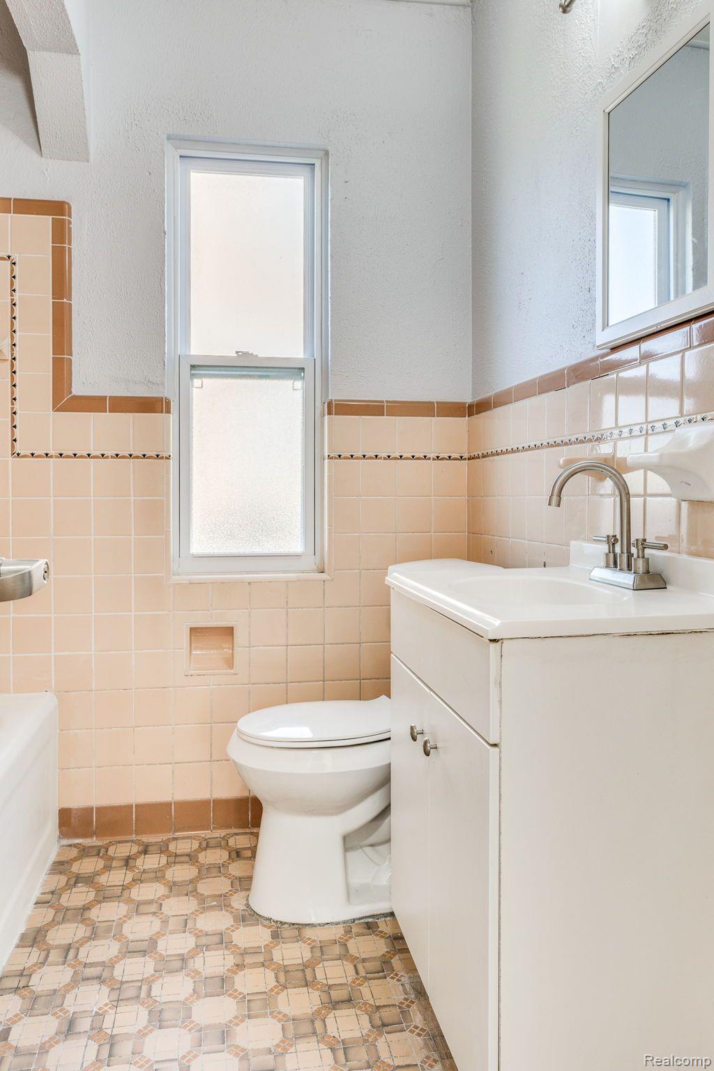 13963 Rutherford Street Detroit, MI 48227 - Photo 27 of 34
