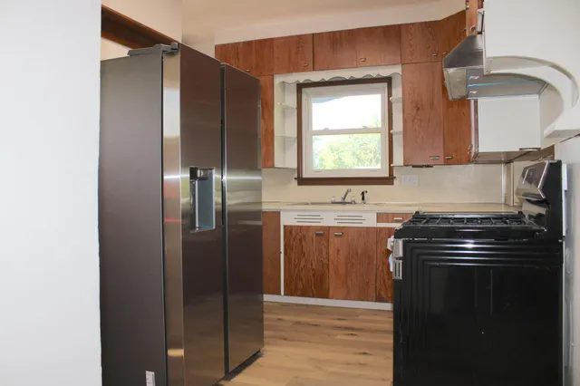 $179,000 | 201 Emerson Avenue Northeast, Renville, MN 56284