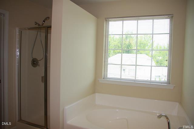 549 Mesquite Ridge Place Cary, NC 27519 - Photo 24 of 34 2407295-19