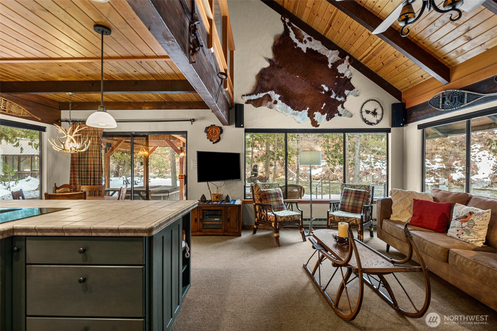 2304 Pine Tree Road Leavenworth, WA 98826 - Photo 11 of 40