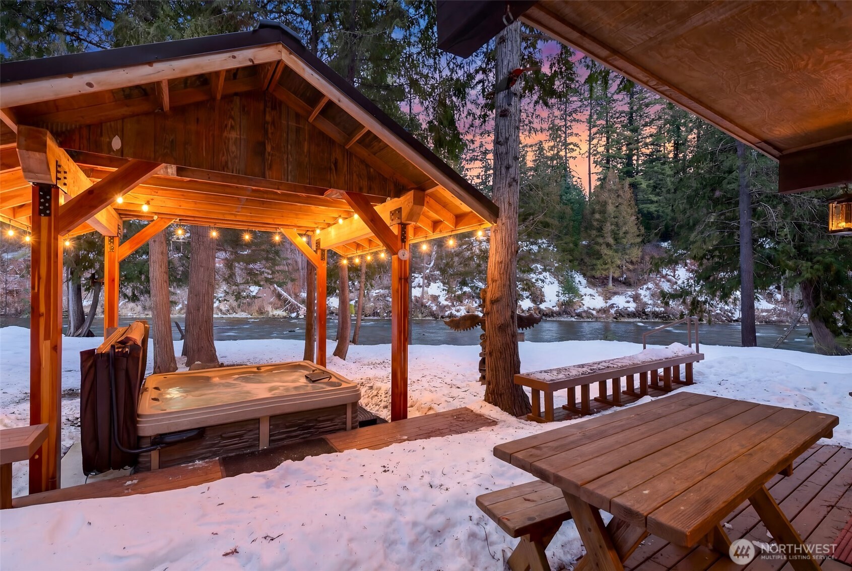 2304 Pine Tree Road Leavenworth, WA 98826 - Photo 2 of 40