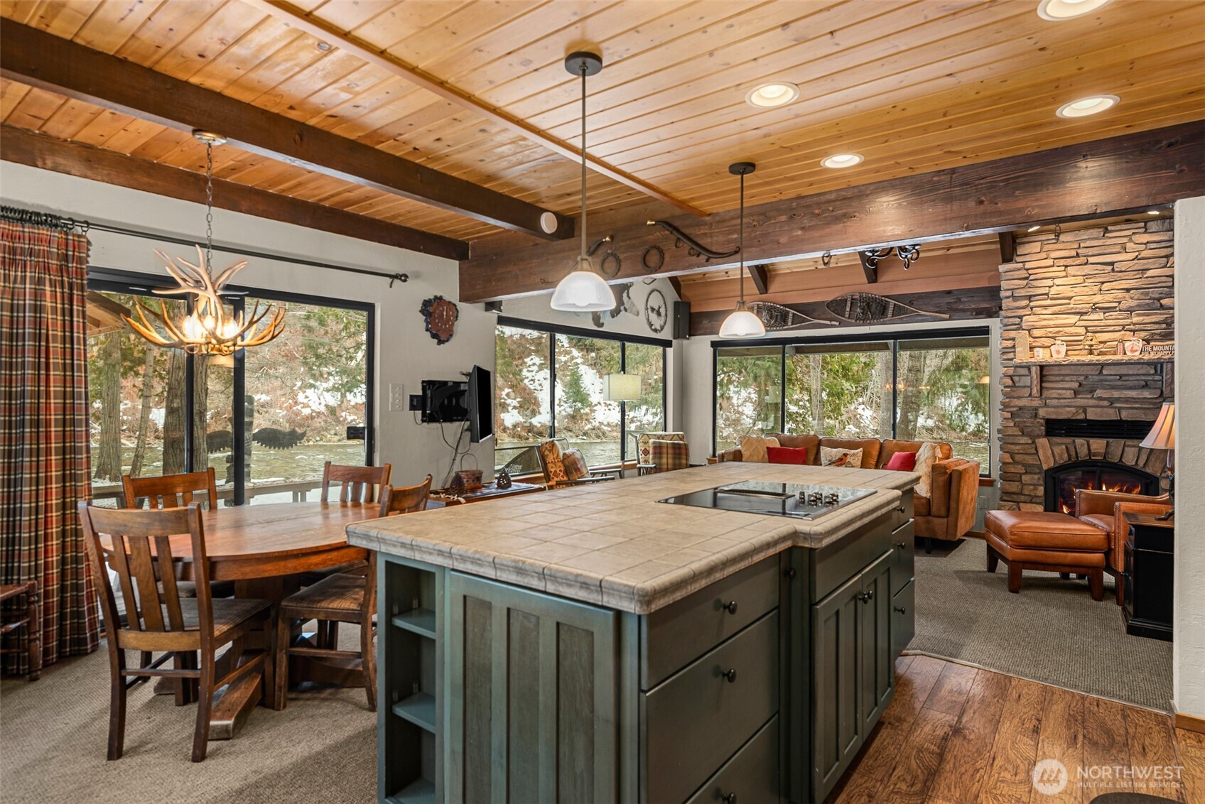 2304 Pine Tree Road Leavenworth, WA 98826 - Photo 6 of 40