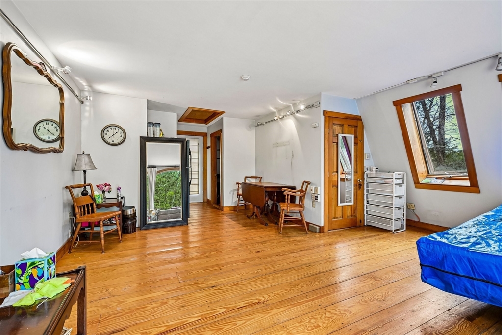 157 Robinson Road Oakham, MA 01068 - Photo 20 of 28