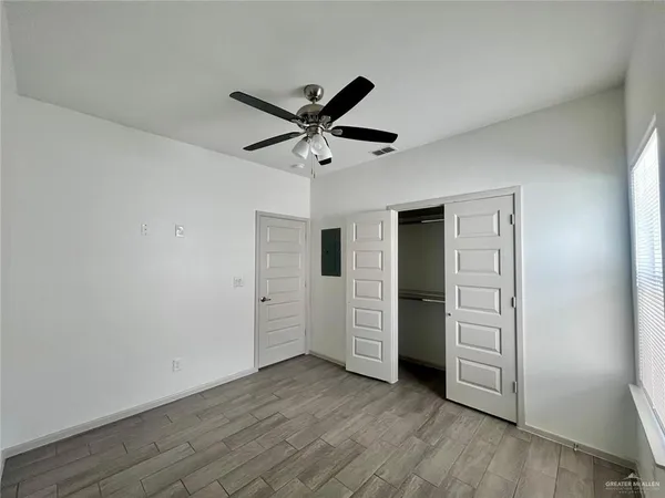 $985 | 1121 Shavano Drive, Unit 1, Edinburg, TX 78541