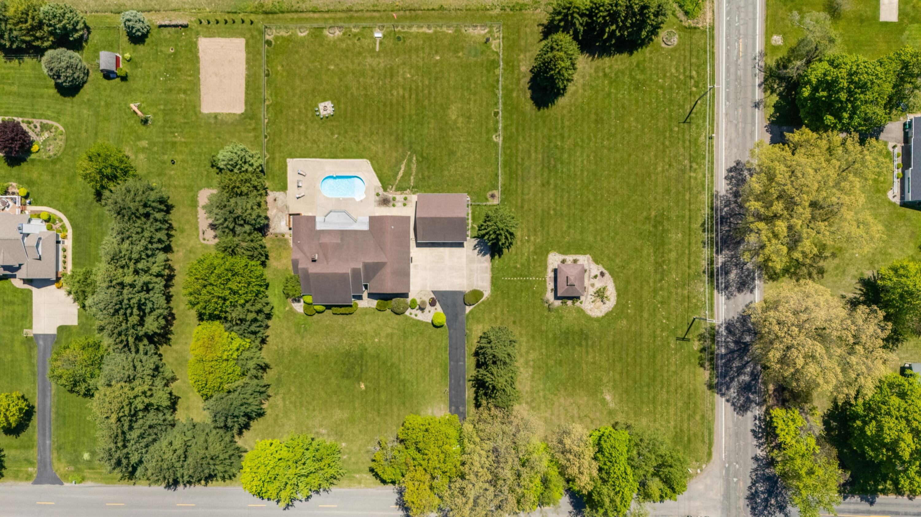 3740 Buffalo Road Niles, MI 49120 - Photo 41 of 75 86DJI_20260515023819_0021_D