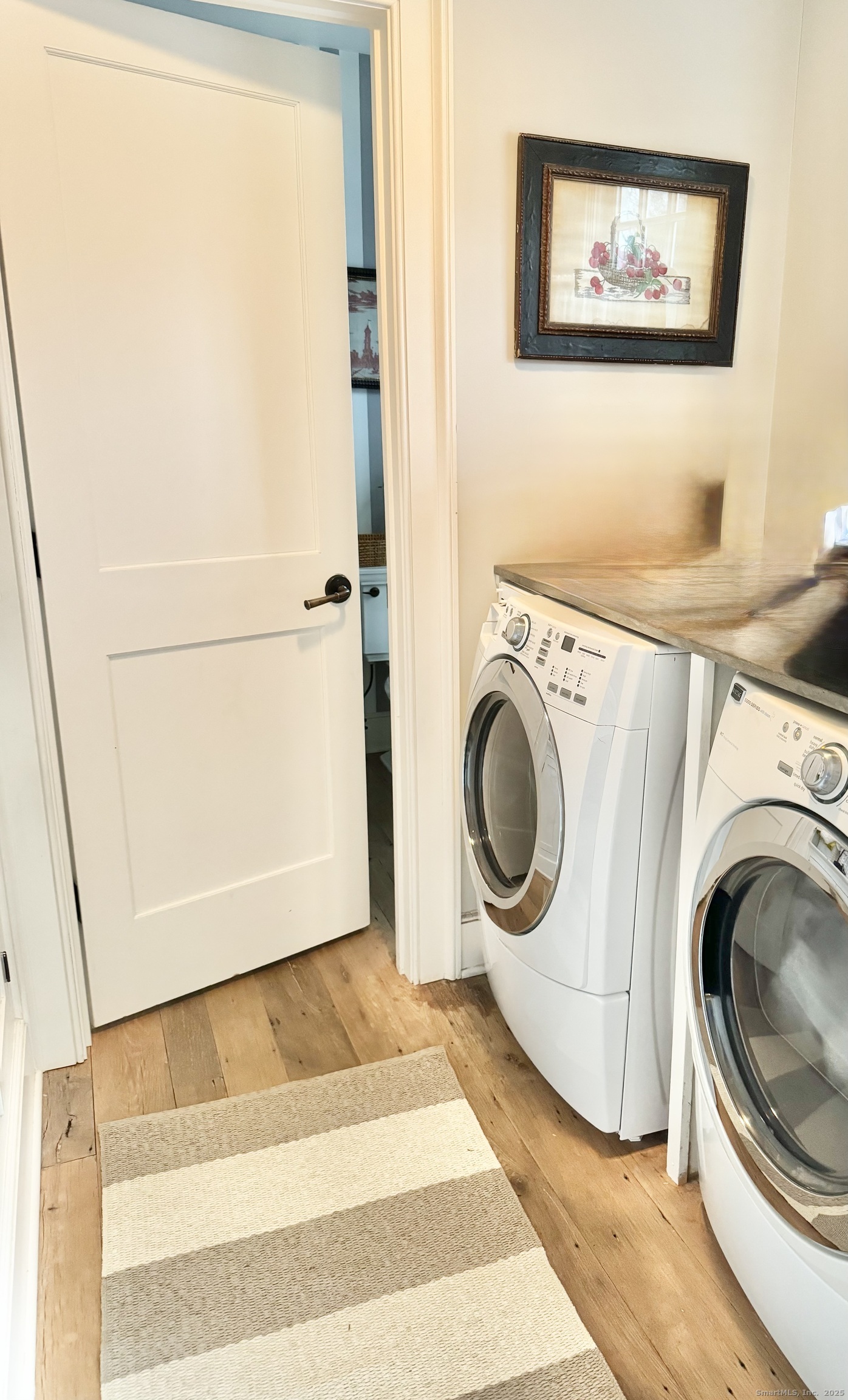 9 Barclay Court Norwalk, CT 06853 - Photo 15 of 16 a utility room with dryer and washer