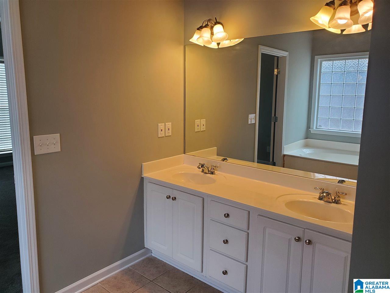 6016 Overlook Lane Bessemer, AL 35022 - Photo 28 of 42