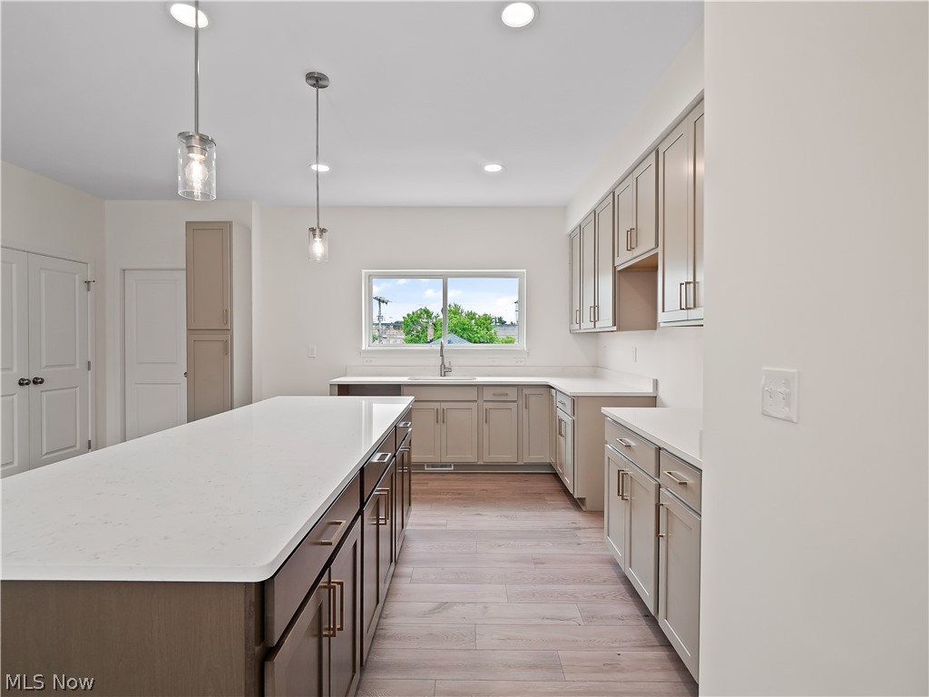 3274 Warren Road, Unit 1 Cleveland, OH 44111 - Photo 14 of 37 Gallery Image 14