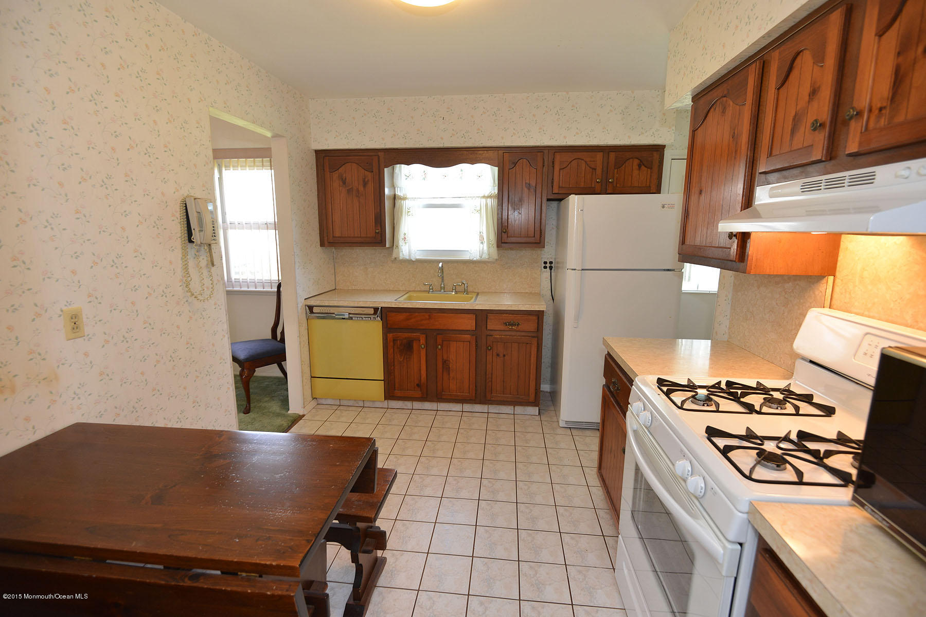 13 Crescent Road Holmdel, NJ 07733 - Photo 4 of 24 KITCH