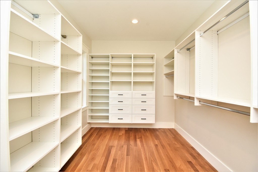 40 Voss Terrace Newton, MA 02459 - Photo 21 of 35