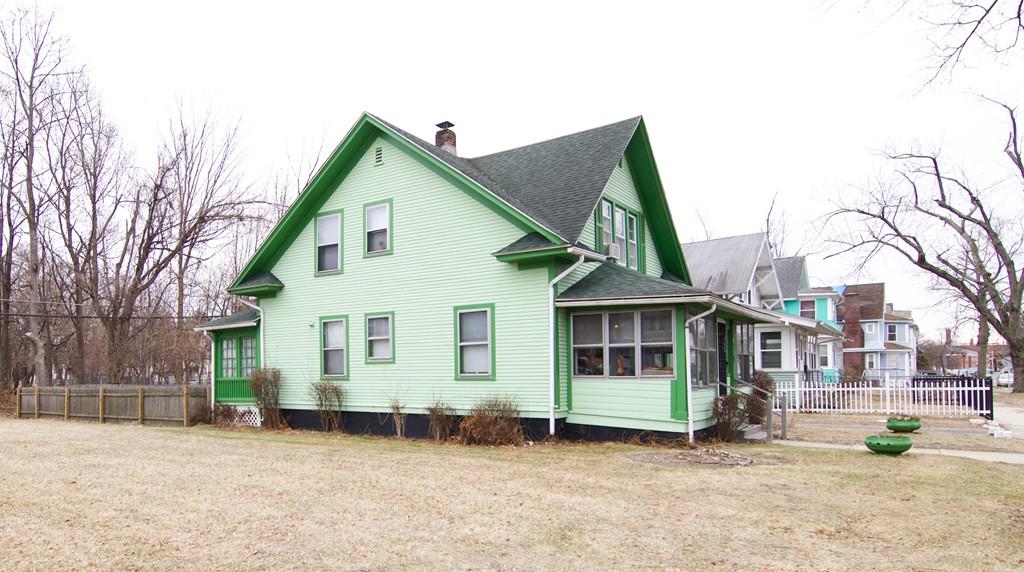 95 Maynard Street Springfield, MA 01109 - Photo 2 of 25 Gallery Image 2