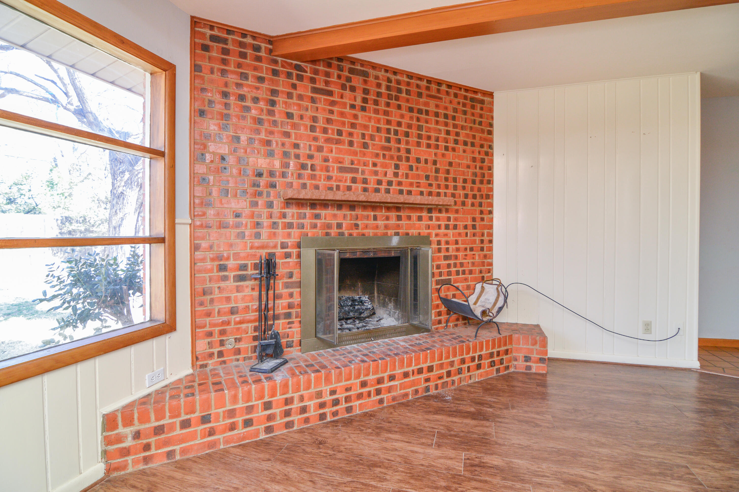 2316 58th Street Lubbock, TX 79412 - Photo 4 of 22 2316 58th-7