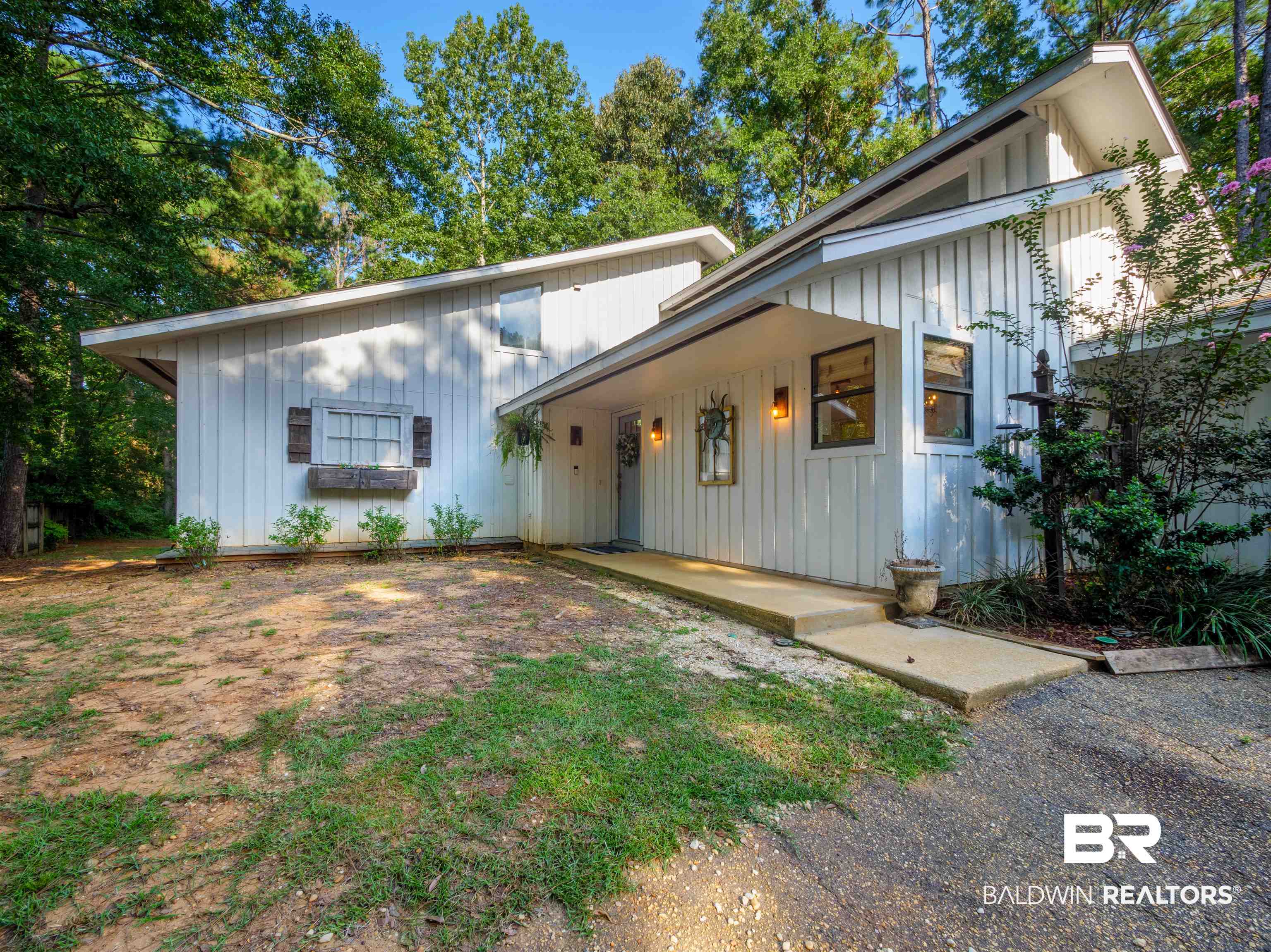 494 Ridgewood Drive Daphne, AL 36526 - Photo 6 of 40 View of front facade