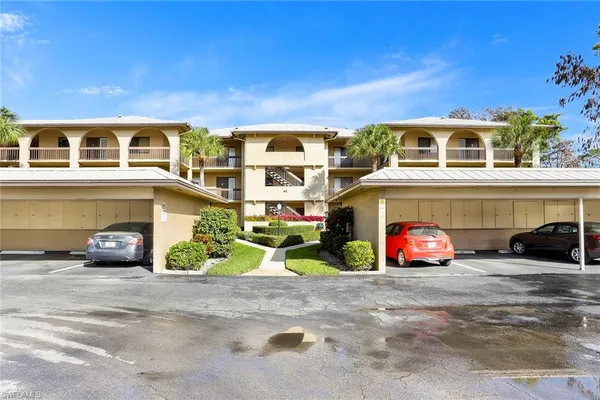 $2,000 | 95 St Andrews Boulevard, Unit B209, Naples, FL 34113