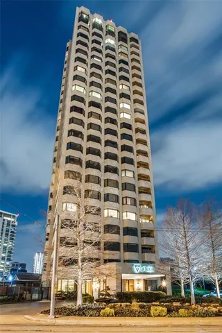 $5,250 | 3030 McKinney Avenue, Unit 501, Dallas, TX 75204