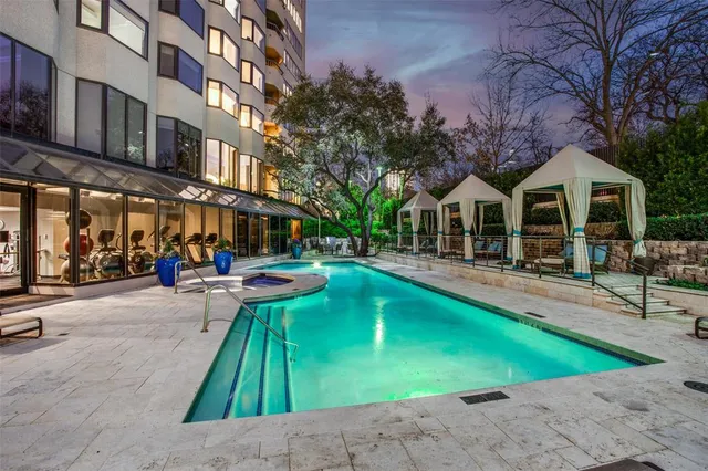 $5,250 | 3030 McKinney Avenue, Unit 501, Dallas, TX 75204