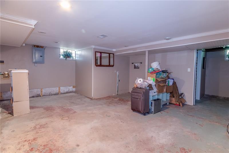 171 Ridgeview Drive Aliquippa, PA 15001 - Photo 15 of 15 Gallery Image 15