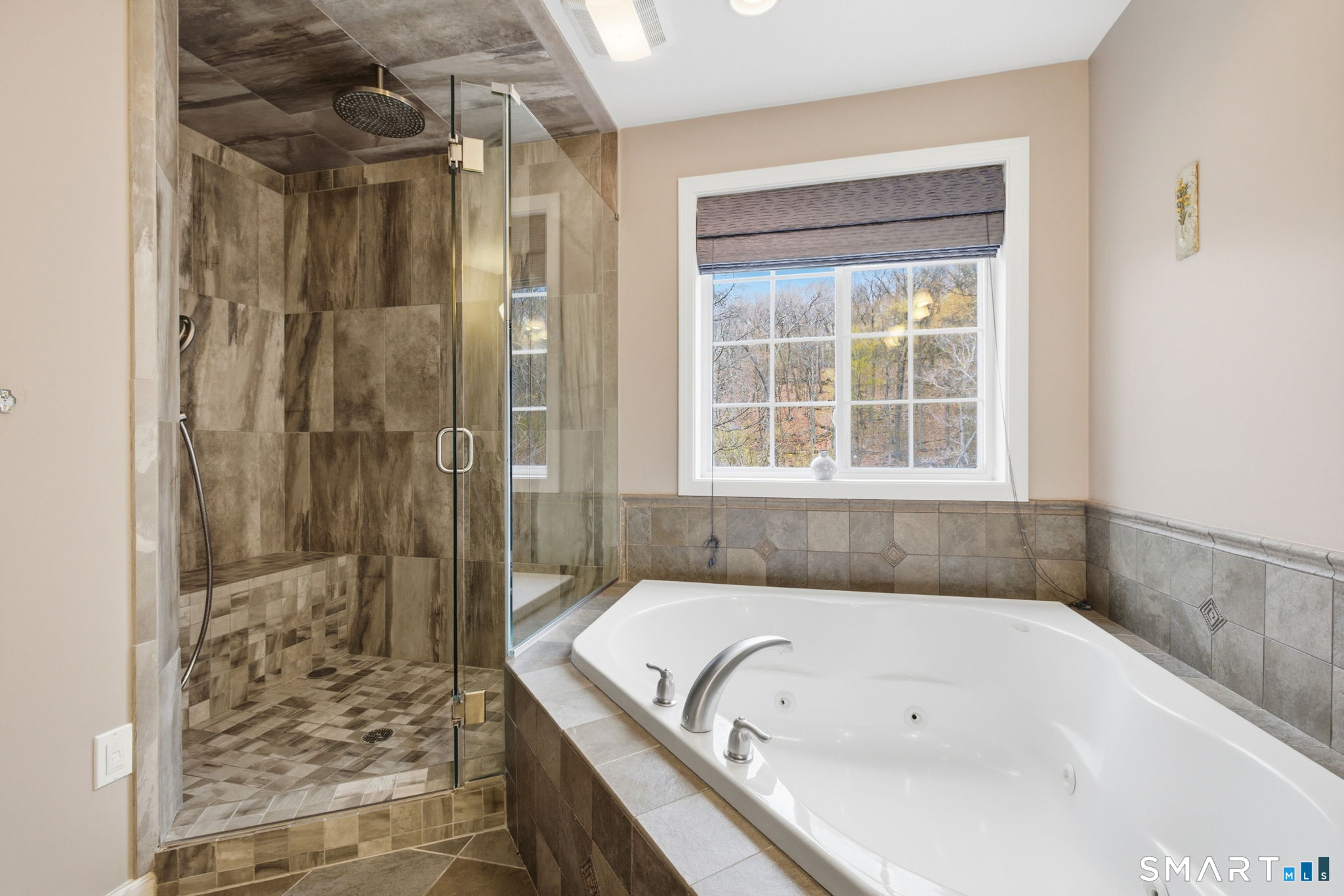 9 Coventry Lane Oxford, CT 06478 - Photo 21 of 38