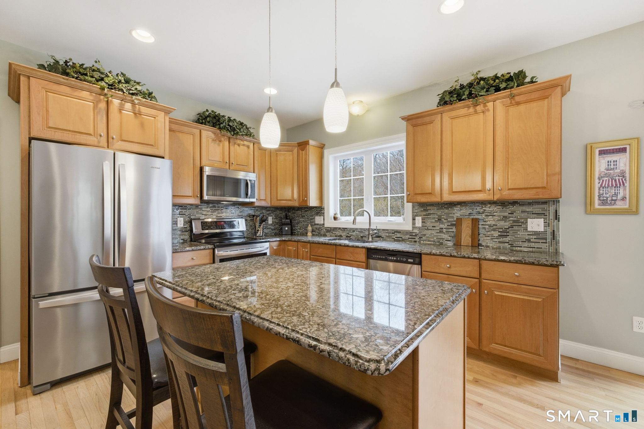 9 Coventry Lane Oxford, CT 06478 - Photo 8 of 38