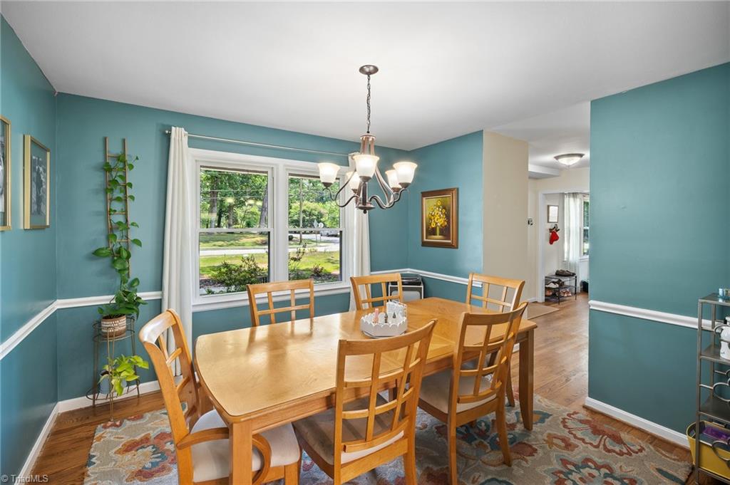 1001 Oakview Road High Point, NC 27265 - Photo 23 of 35