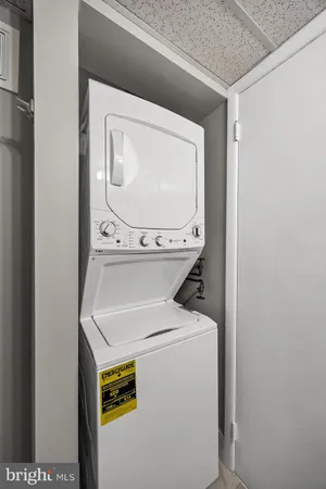 $2,400 | 25 South Church Road, Unit 129, Maple Shade, NJ 08052