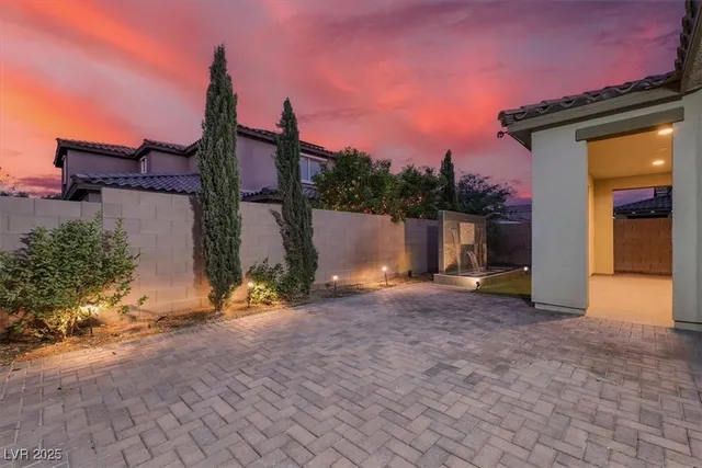 $709,000 | 12816 Alcores Street, Las Vegas, NV 89141