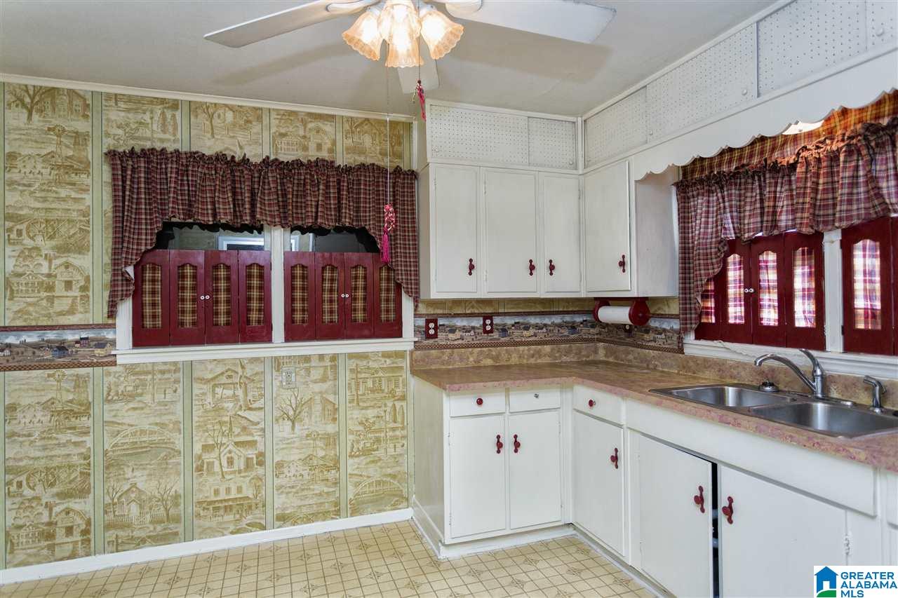 1626 29th Avenue Bessemer, AL 35023 - Photo 8 of 27