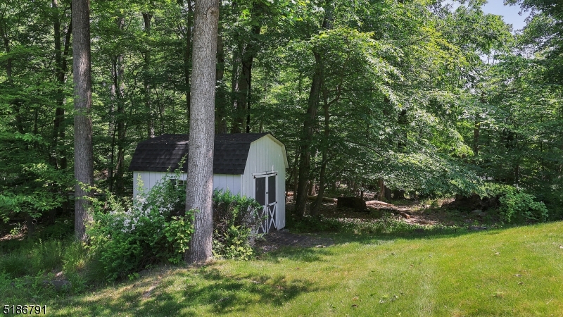 25 Angus Lane Warren, NJ 07059 - Photo 30 of 32