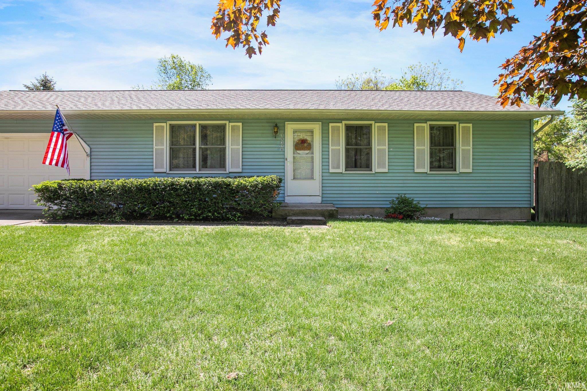19328 Brick Road South Bend, IN 46637 - Photo 2 of 31 Gallery Image 2
