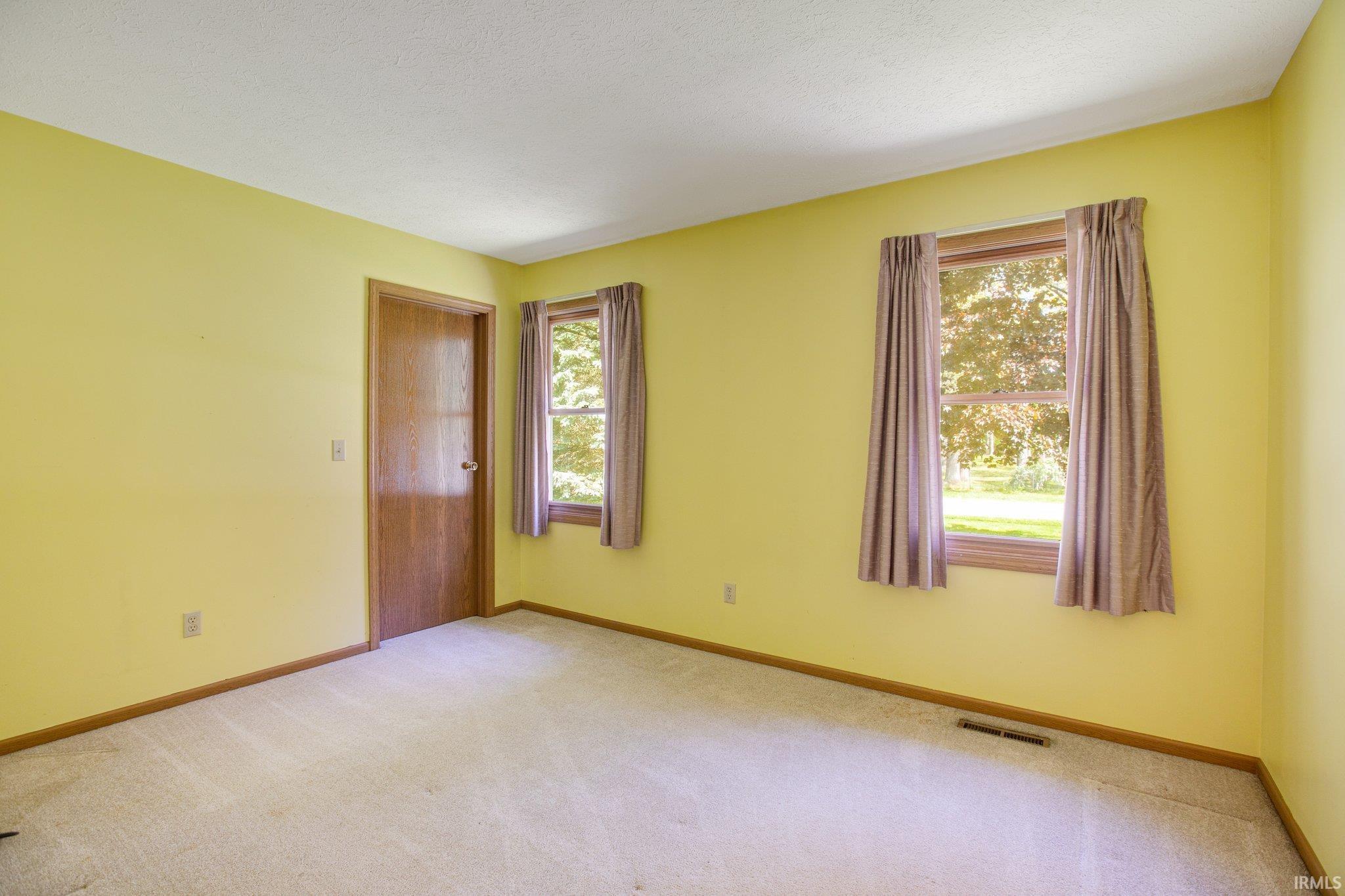 19328 Brick Road South Bend, IN 46637 - Photo 10 of 31 Gallery Image 10