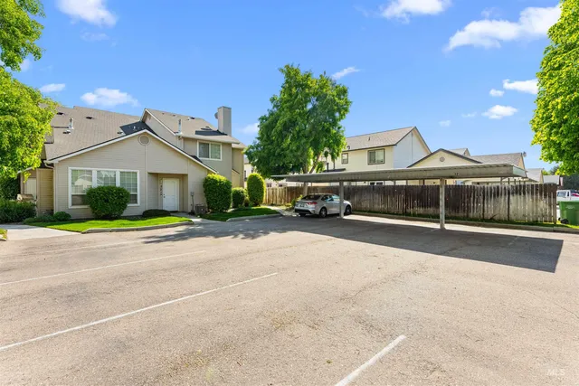 $990,000 | 571-579 West Idaho Avenue, Meridian, ID 83642