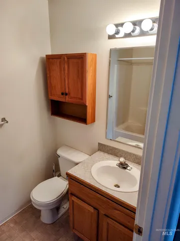 $990,000 | 571-579 West Idaho Avenue, Meridian, ID 83642