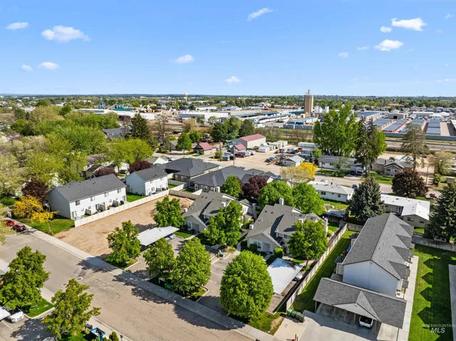 $990,000 | 571-579 West Idaho Avenue, Meridian, ID 83642