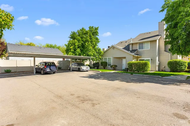 $990,000 | 571-579 West Idaho Avenue, Meridian, ID 83642