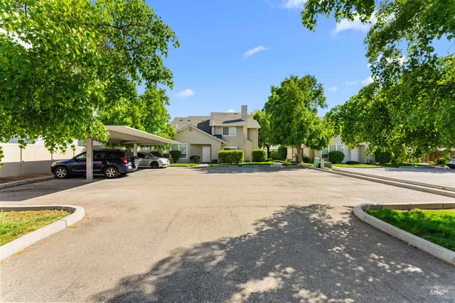 $990,000 | 571-579 West Idaho Avenue, Meridian, ID 83642